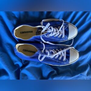 Blue converse